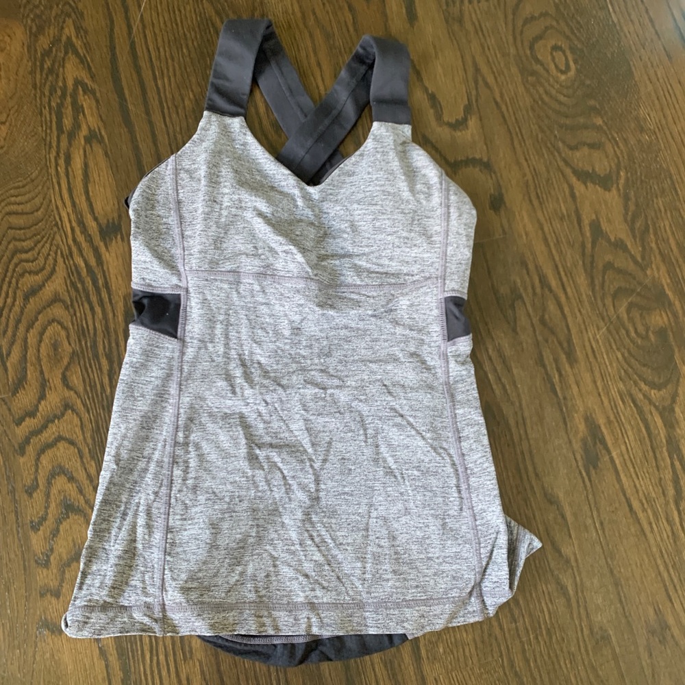 Black and grey lululemon tank